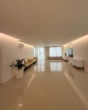 4-к квартира, вторичка, 267м2, 15/19 этаж