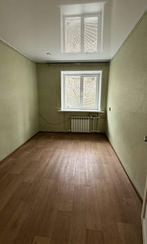 4-к квартира, вторичка, 61м2, 1/5 этаж