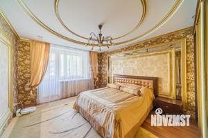 4-к квартира, вторичка, 130м2, 7/10 этаж