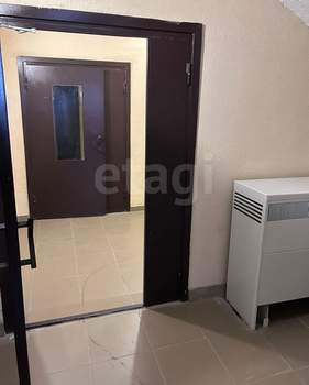 1-к квартира, вторичка, 40м2, 1/10 этаж