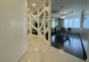 2-к квартира, вторичка, 98м2, 10/10 этаж