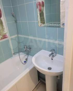 2-к квартира, вторичка, 57м2, 1/9 этаж