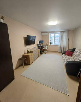 3-к квартира, вторичка, 72м2, 9/10 этаж