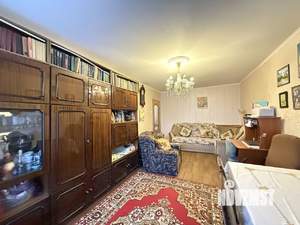 3-к квартира, вторичка, 60м2, 1/9 этаж