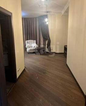 4-к квартира, вторичка, 154м2, 5/7 этаж