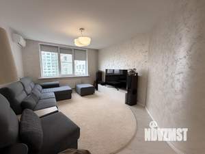 3-к квартира, вторичка, 120м2, 7/18 этаж