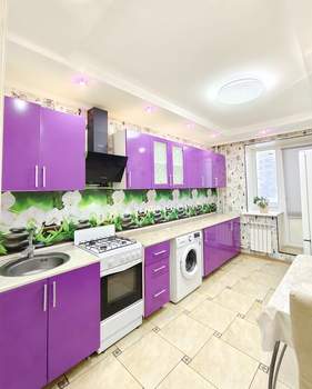 2-к квартира, вторичка, 58м2, 1/10 этаж