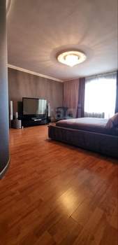 3-к квартира, вторичка, 162м2, 8/9 этаж