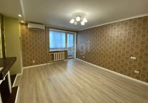 4-к квартира, вторичка, 76м2, 8/9 этаж