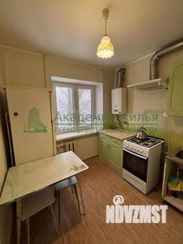 2-к квартира, вторичка, 44м2, 5/5 этаж