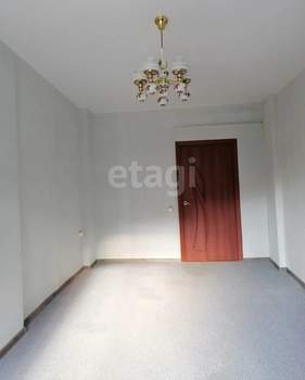 3-к квартира, вторичка, 74м2, 1/3 этаж