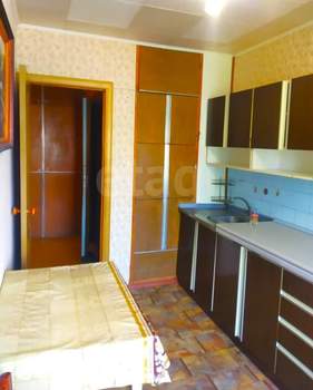3-к квартира, вторичка, 63м2, 4/9 этаж