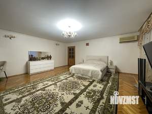 4-к квартира, вторичка, 156м2, 9/10 этаж