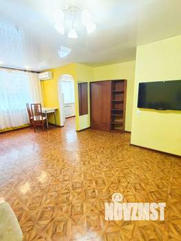 2-к квартира, вторичка, 44м2, 1/5 этаж