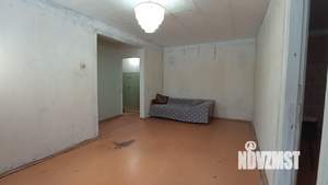 2-к квартира, вторичка, 46м2, 1/5 этаж