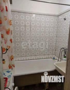 3-к квартира, вторичка, 64м2, 2/9 этаж