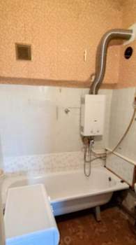 3-к квартира, вторичка, 63м2, 2/4 этаж