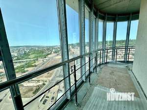 3-к квартира, вторичка, 110м2, 26/37 этаж