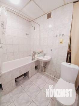 2-к квартира, вторичка, 42м2, 1/9 этаж