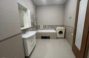 3-к квартира, вторичка, 92м2, 2/4 этаж