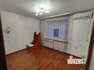 4-к квартира, вторичка, 100м2, 10/10 этаж