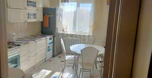 4-к квартира, вторичка, 84м2, 9/9 этаж