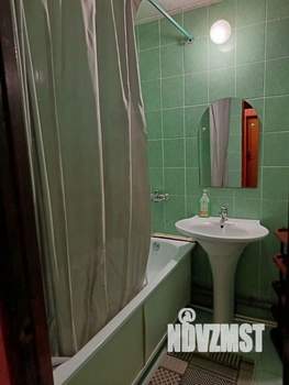 1-к квартира, вторичка, 42м2, 1/10 этаж