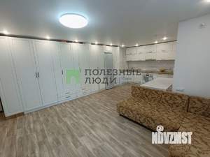 2-к квартира, вторичка, 47м2, 1/10 этаж