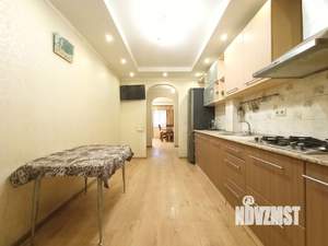 4-к квартира, вторичка, 94м2, 8/10 этаж