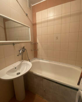 2-к квартира, вторичка, 52м2, 8/9 этаж