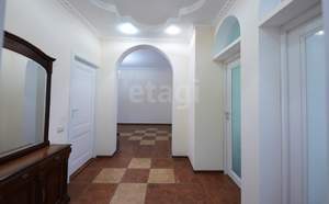 4-к квартира, вторичка, 119м2, 2/5 этаж