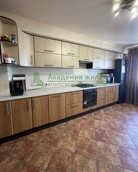 3-к квартира, вторичка, 90м2, 10/10 этаж
