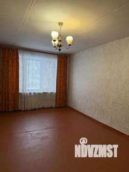 2-к квартира, вторичка, 44м2, 1/5 этаж