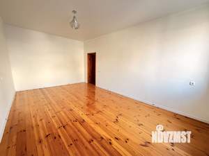 2-к квартира, вторичка, 100м2, 2/4 этаж