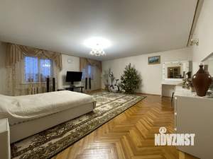 4-к квартира, вторичка, 156м2, 9/10 этаж