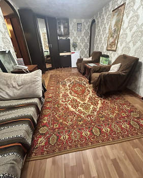 2-к квартира, вторичка, 42м2, 1/5 этаж