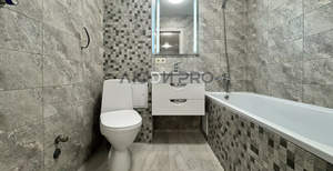 1-к квартира, вторичка, 40м2, 1/10 этаж