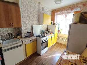 2-к квартира, вторичка, 44м2, 8/9 этаж