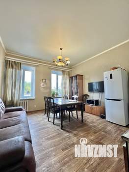 4-к квартира, вторичка, 106м2, 3/3 этаж