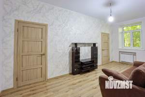 3-к квартира, вторичка, 63м2, 1/4 этаж