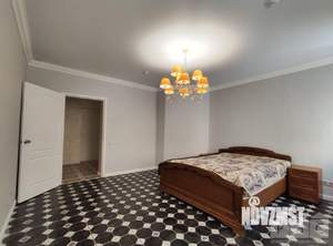 4-к квартира, вторичка, 109м2, 2/2 этаж