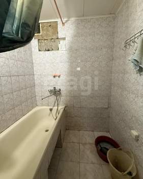 3-к квартира, вторичка, 63м2, 4/9 этаж