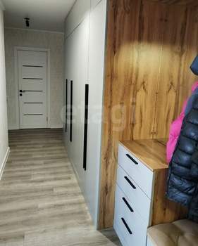 3-к квартира, вторичка, 70м2, 6/10 этаж