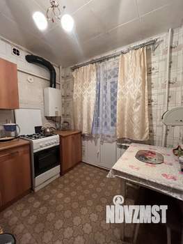 2-к квартира, вторичка, 45м2, 1/5 этаж