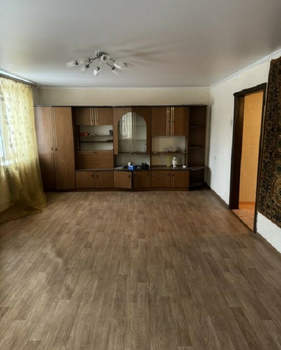 3-к квартира, вторичка, 78м2, 1/3 этаж