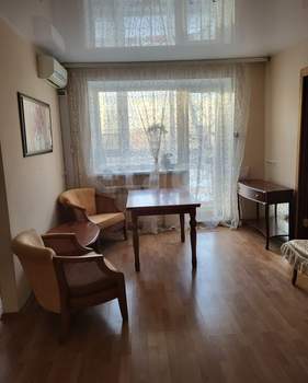 2-к квартира, вторичка, 43м2, 3/5 этаж