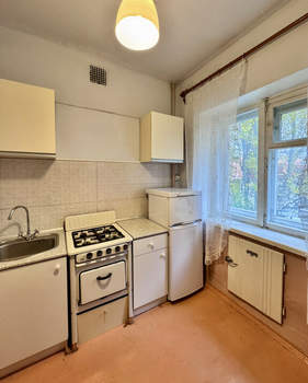 2-к квартира, вторичка, 49м2, 3/5 этаж