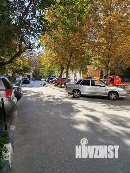 2-к квартира, вторичка, 53м2, 1/9 этаж