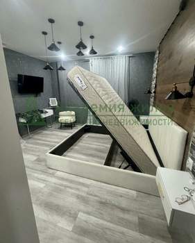 2-к квартира, вторичка, 59м2, 1/4 этаж