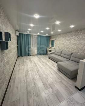 2-к квартира, вторичка, 58м2, 10/10 этаж